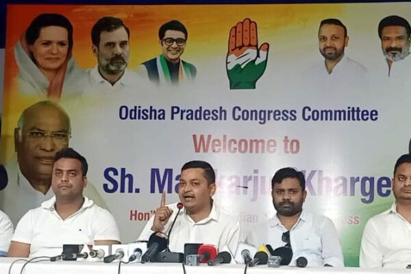 ଭାଇରାଲ ଅଡ଼ିଓ ଏବଂ ରୁଚିକା ଆତ୍ମହତ୍ୟା ଘଟଣାର ତଦନ୍ତ ରିପୋର୍ଟ ତୁରନ୍ତ ସାର୍ବଜନୀନ କରନ୍ତୁ ରାଜ୍ୟ ସରକାର